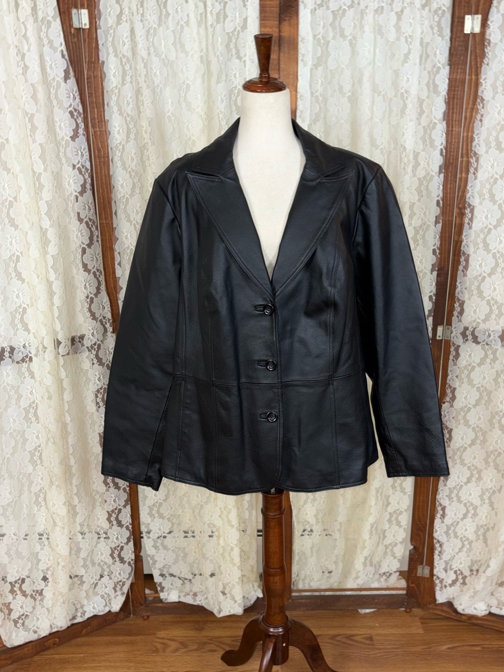 Nice Vintage Y2K East 5th Leather Blazer